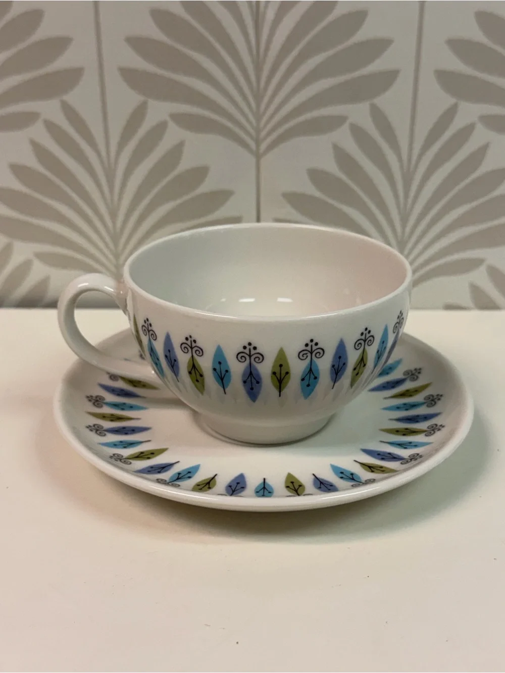 Vintage Carefree True China Nordic Syracuse Atomic Pattern Cup & Saucer